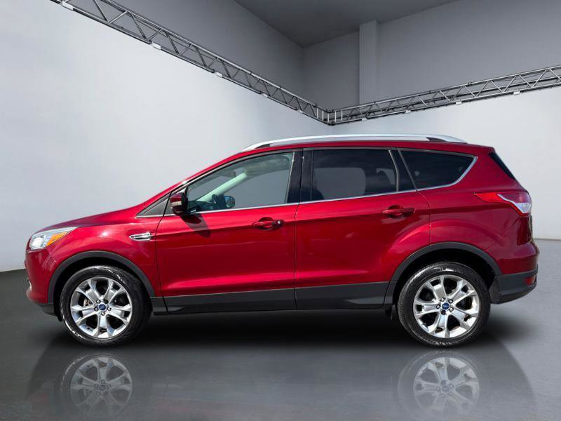 Used 2014 Ford Escape Titanium image 2