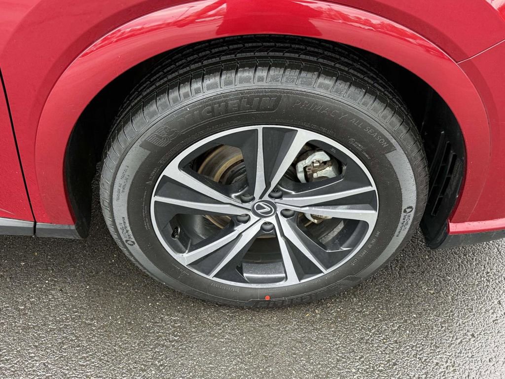 Used 2024 Lexus RX 350 Premium w/ Convenience Package image 7