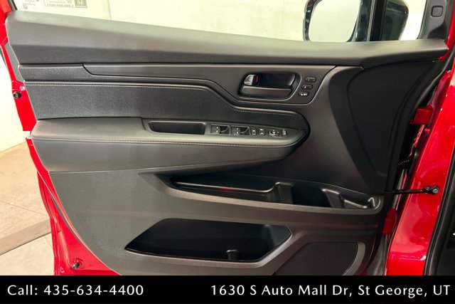 Used 2025 Honda Odyssey Sport-L image 14