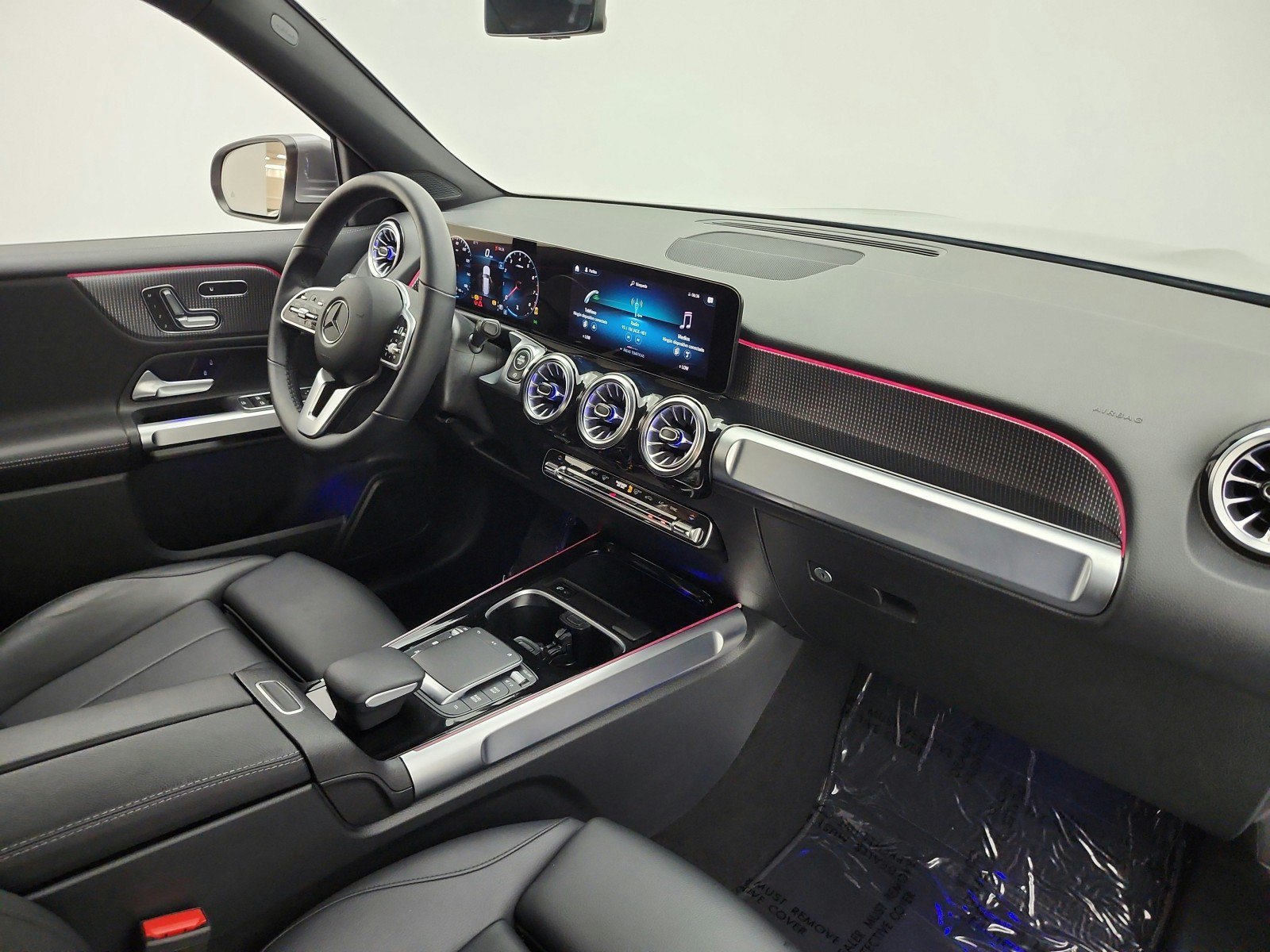 Used 2023 Mercedes-Benz GLB 250 image 21