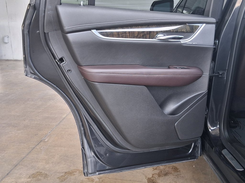 Used 2020 Cadillac XT6 Premium Luxury FWD image 22