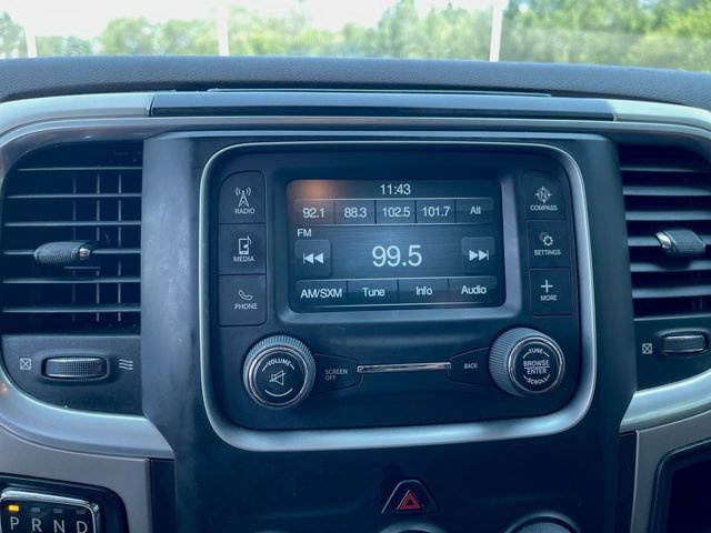 Used 2017 RAM 1500 Classic SLT AWD/4WD image 14