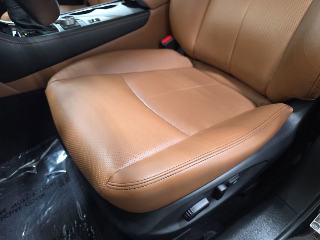 Certified 2023 INFINITI Q50 Luxe w/ Cargo Package AWD/4WD image 23