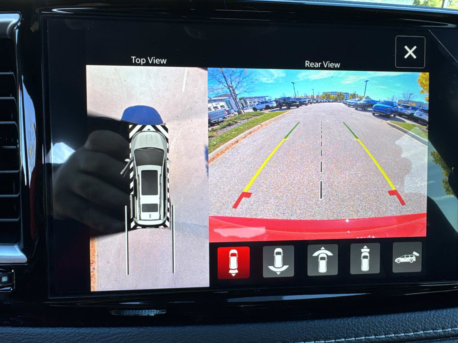 New 2026 Chrysler Pacifica Select image 24