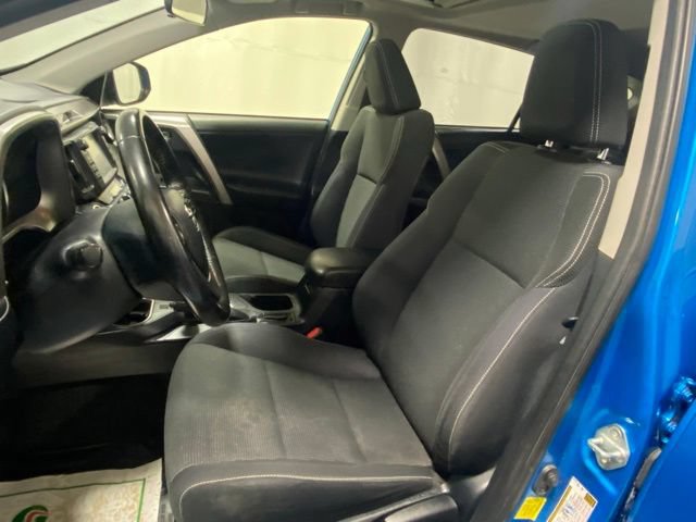 Used 2018 Toyota RAV4 XLE w/ Convenience Package AWD/4WD image 10
