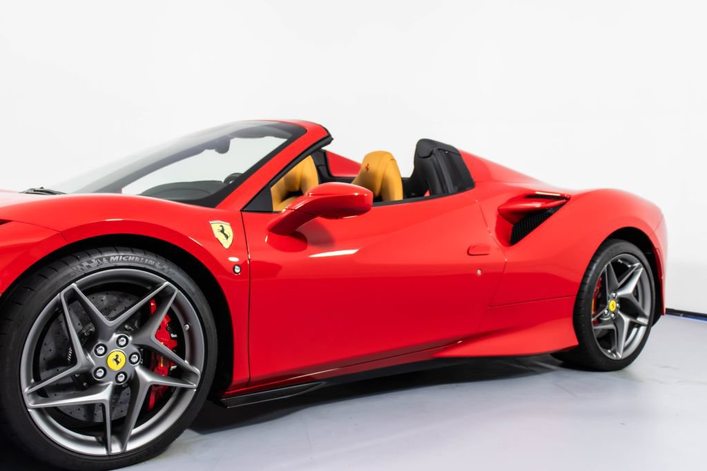 Certified 2023 Ferrari F8 Tributo RWD image 31