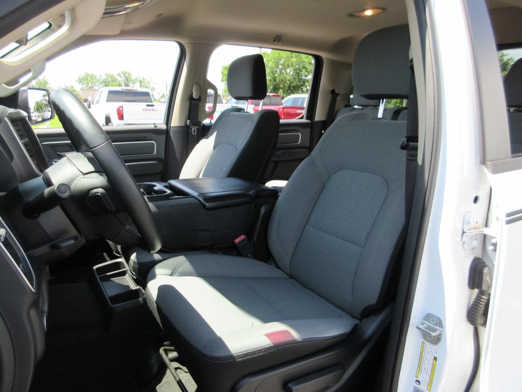 Used 2020 RAM 1500 Big Horn RWD image 16