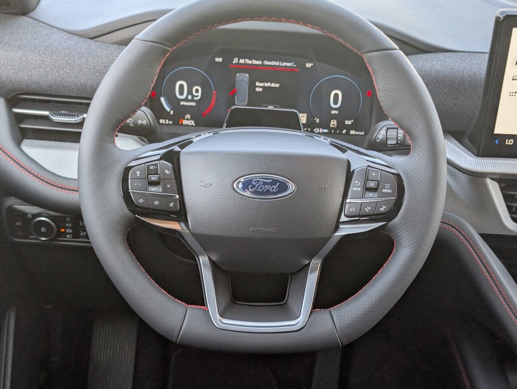New 2026 Ford Explorer ST-Line RWD image 11
