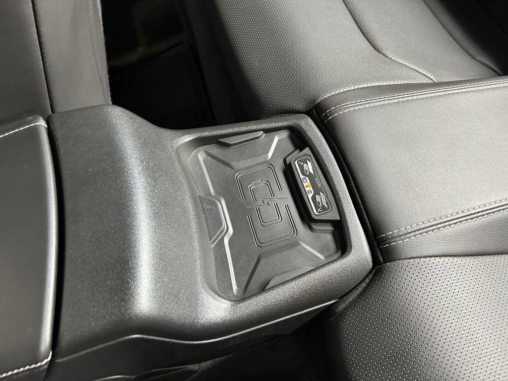 Used 2024 Chevrolet Camaro LT w/ RS Package RWD image 33