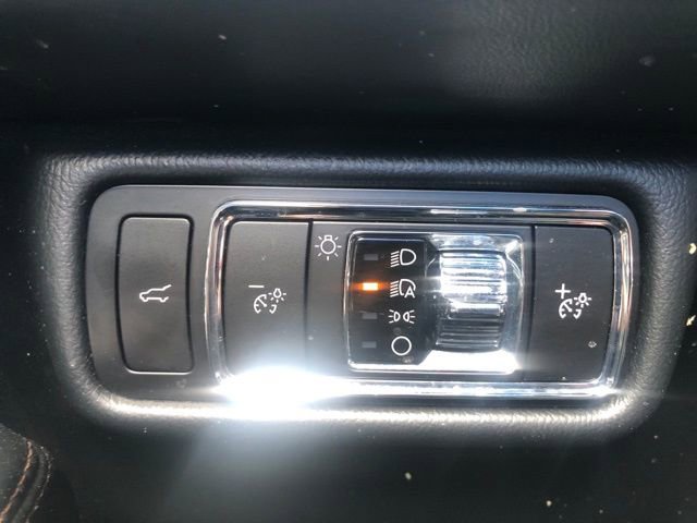 Used 2023 Lincoln Aviator AWD w/ Premium Package image 17