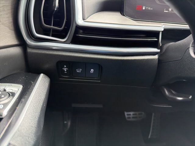 Certified 2024 Kia Sorento SX image 13