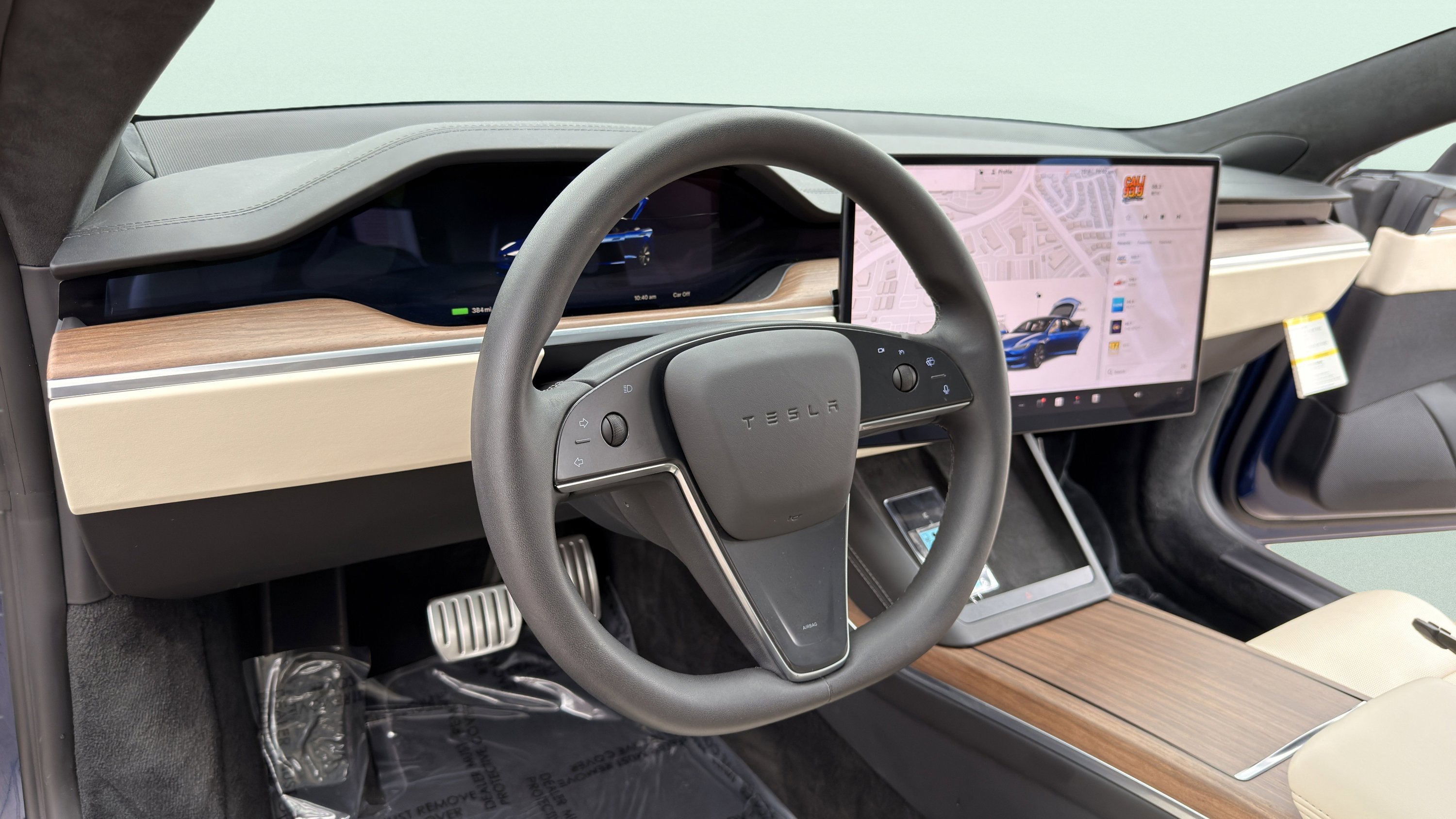 Used 2025 Tesla Model S image 21