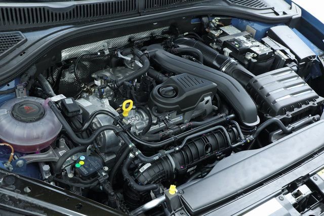 New 2025 Volkswagen Jetta SEL image 9