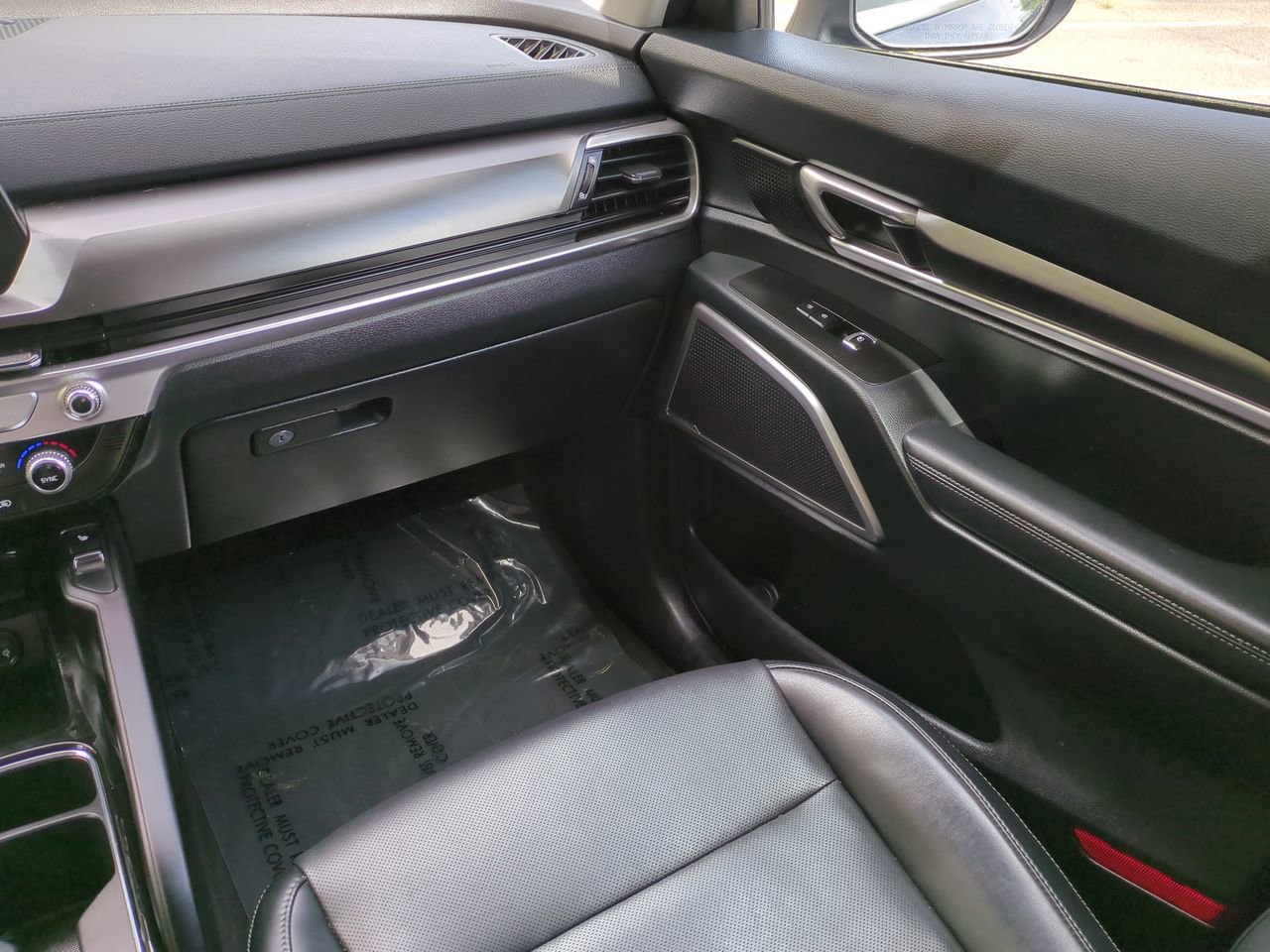 Used 2025 Kia Telluride S AWD/4WD image 17