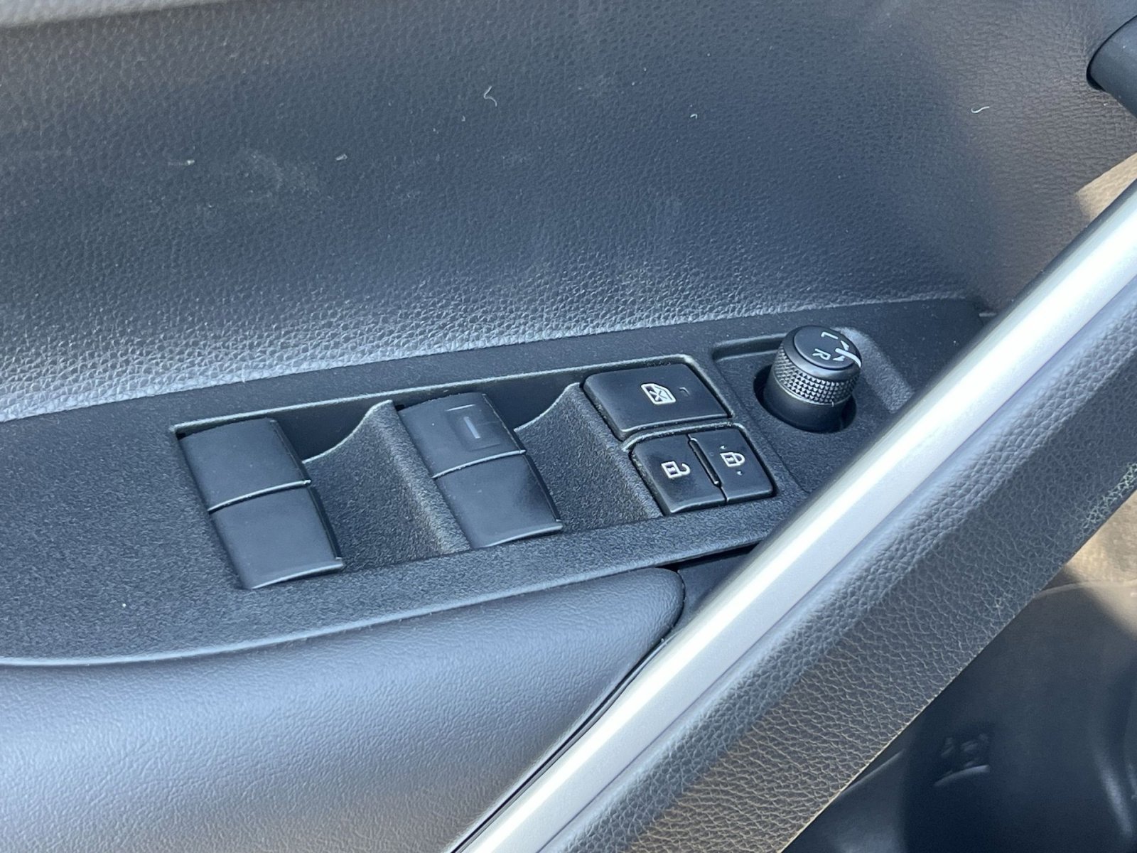 New 2026 Toyota Corolla Cross XLE image 11