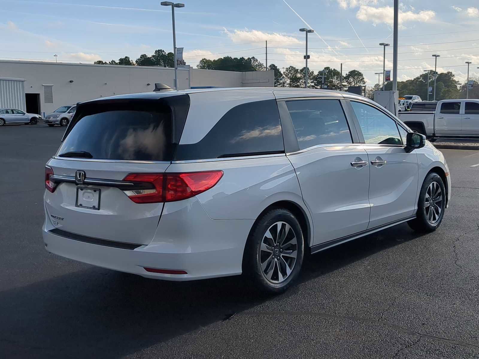 Used 2023 Honda Odyssey EX-L image 8