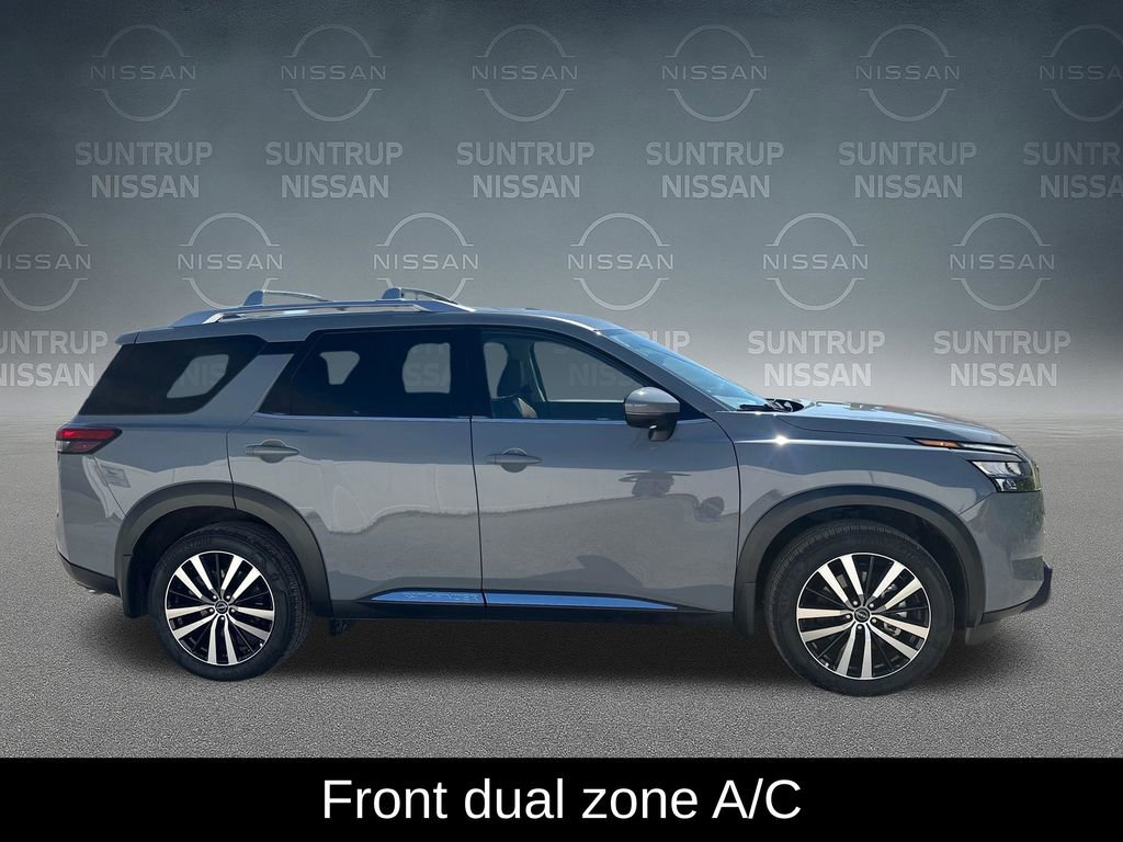 Used 2025 Nissan Pathfinder Platinum w/ Cargo Package image 8