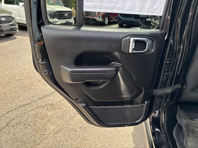 Used 2023 Jeep Gladiator Sport AWD/4WD image 18