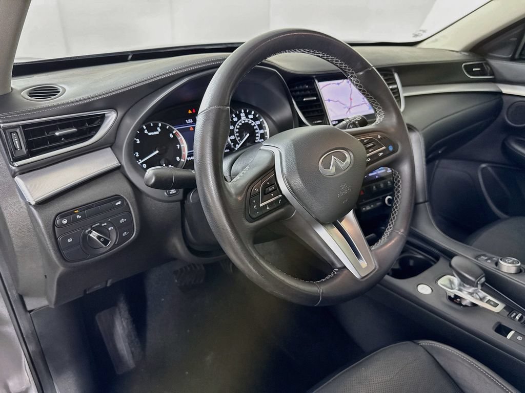Certified 2021 INFINITI QX50 Essential w/ Convenience Package FWD image 11
