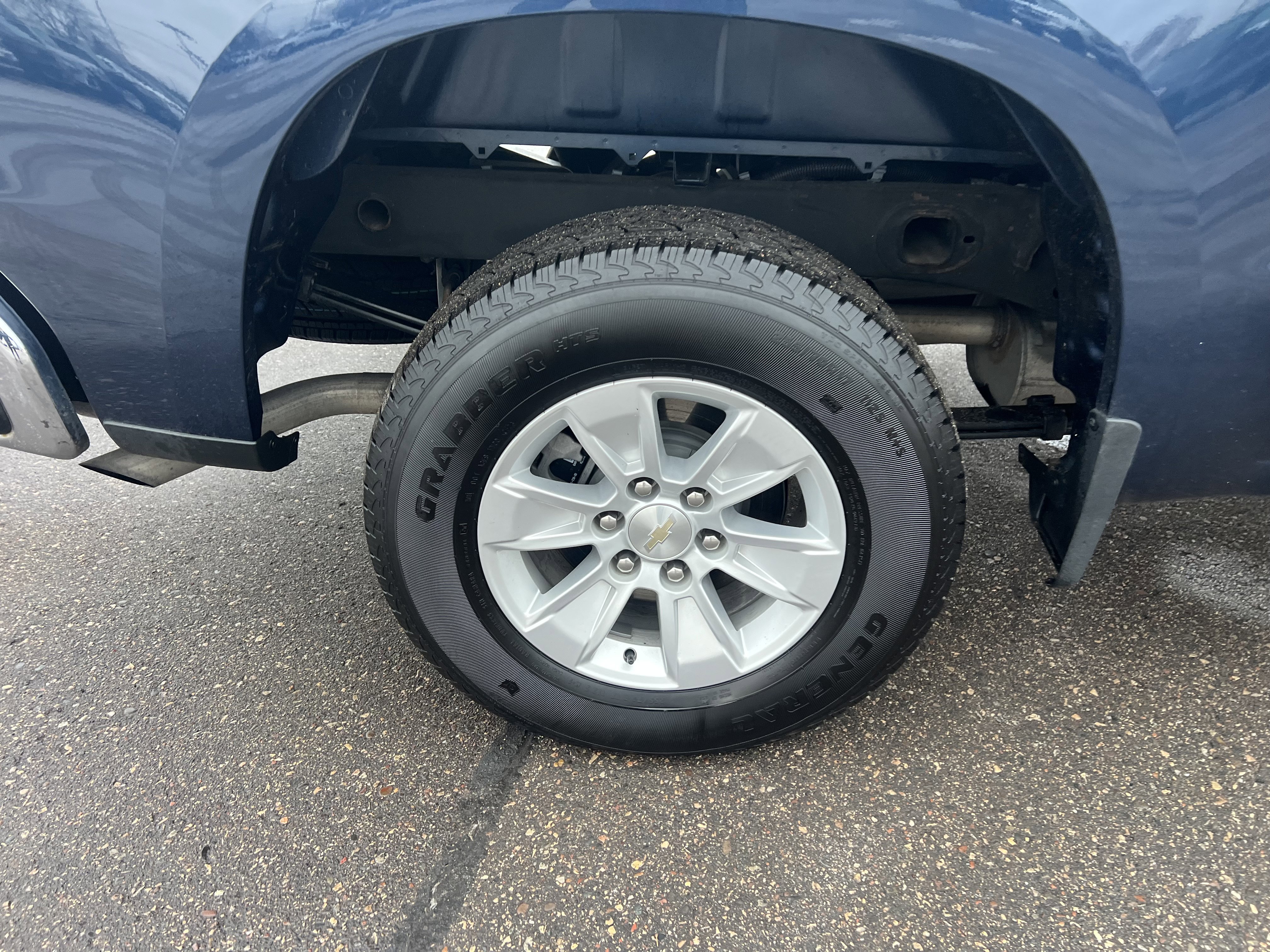 Used 2023 Chevrolet Silverado 1500 LT image 11