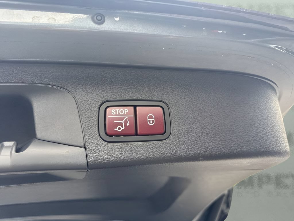 Used 2021 Mercedes-Benz GLS 63 AMG 4MATIC image 19