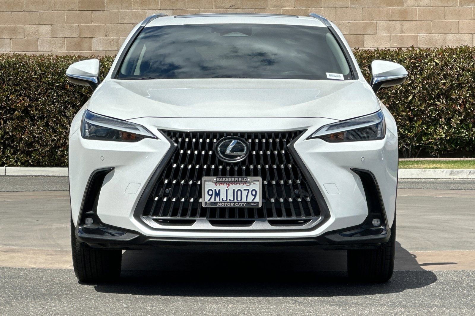 Used 2025 Lexus NX 250 FWD image 9