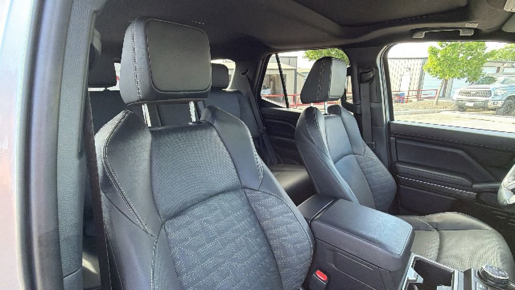 Certified 2025 Toyota 4Runner TRD Off-Road Premium w/ Tow Technology Package image 40