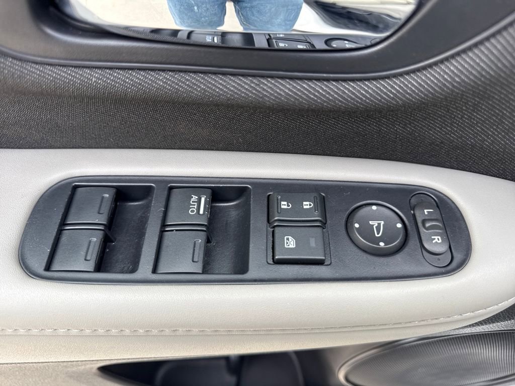 Used 2020 Honda HR-V LX image 15