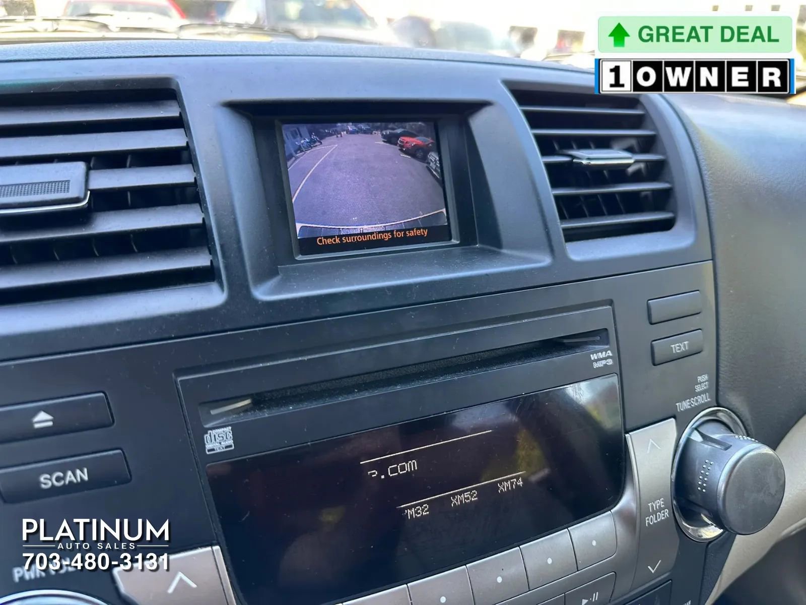 Used 2011 Toyota Highlander SE w/ Tow Pkg image 10