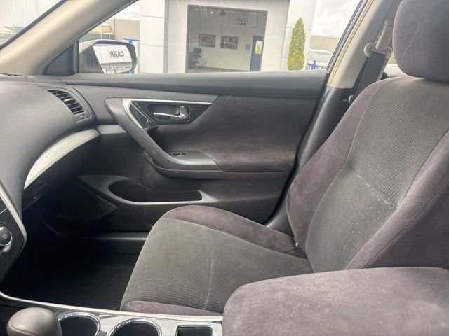 Used 2013 Nissan Altima 2.5 S FWD image 19