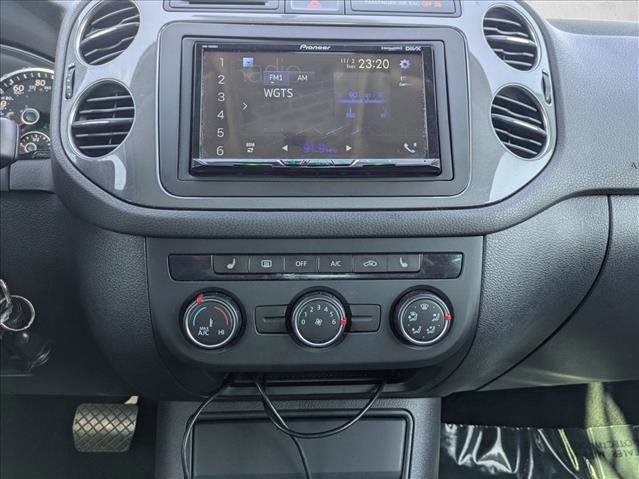 Used 2014 Volkswagen Tiguan SE image 13
