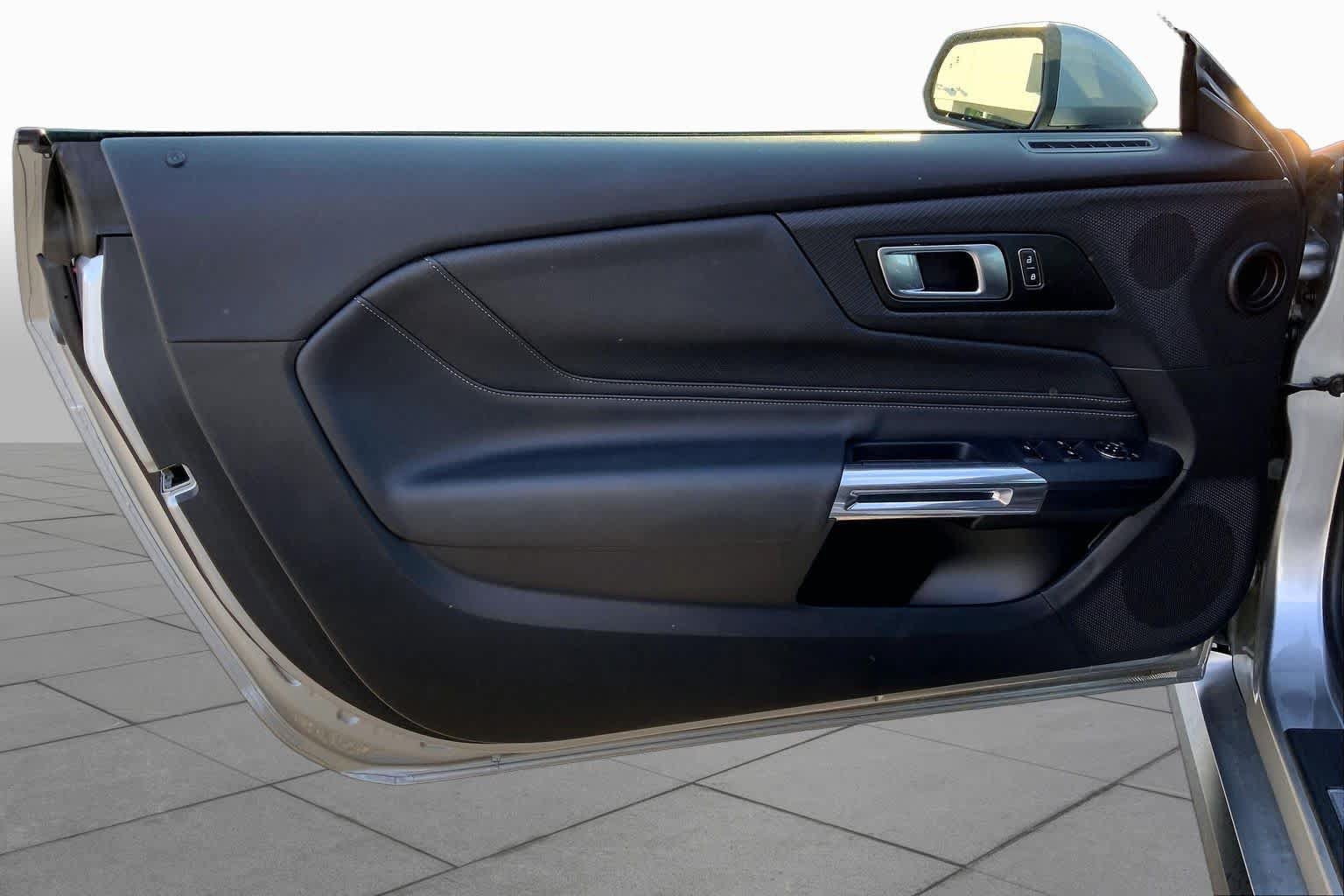 Used 2025 Ford Mustang Premium RWD image 18