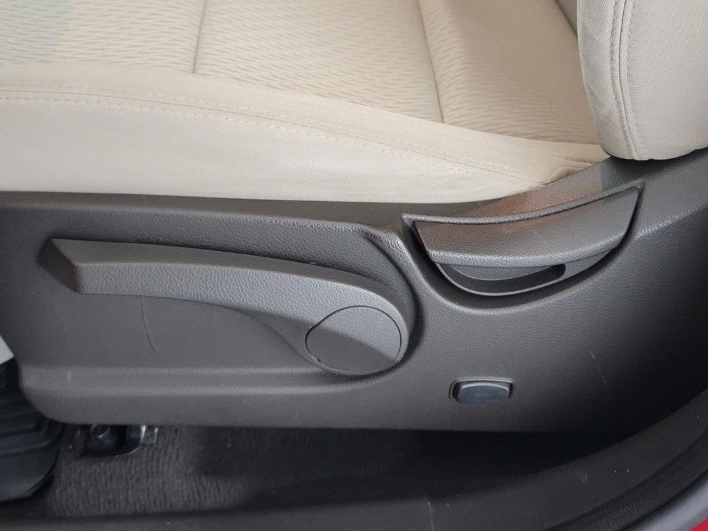 Used 2018 Hyundai Santa Fe Sport FWD image 15