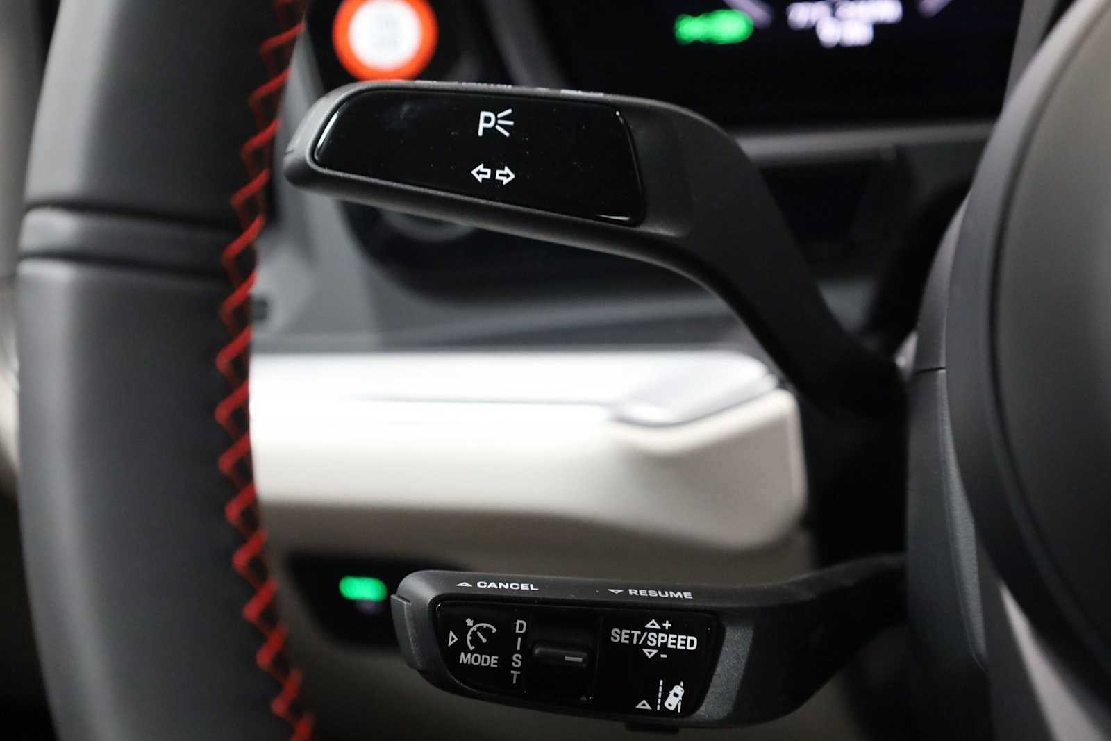 New 2025 Porsche Cayenne GTS image 31