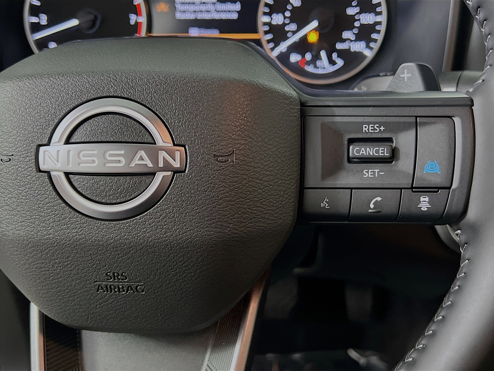 Used 2025 Nissan Rogue SV image 20