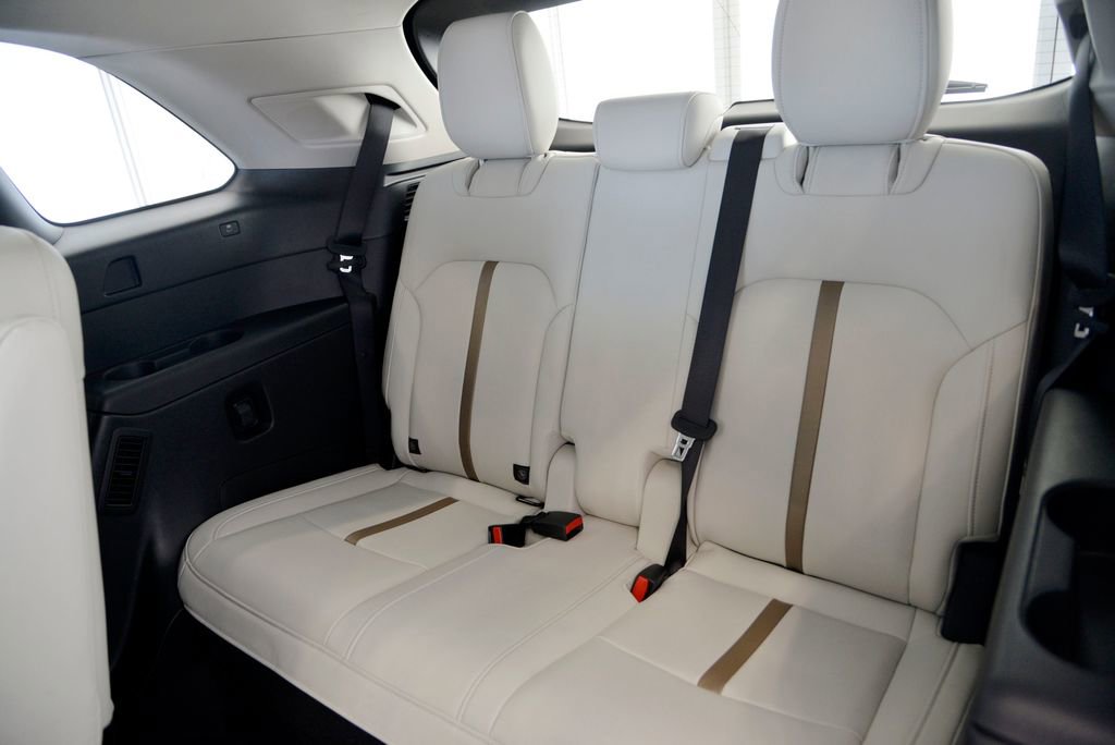 Certified 2026 MAZDA CX-90 3.3 Turbo S w/ Premium Package image 29