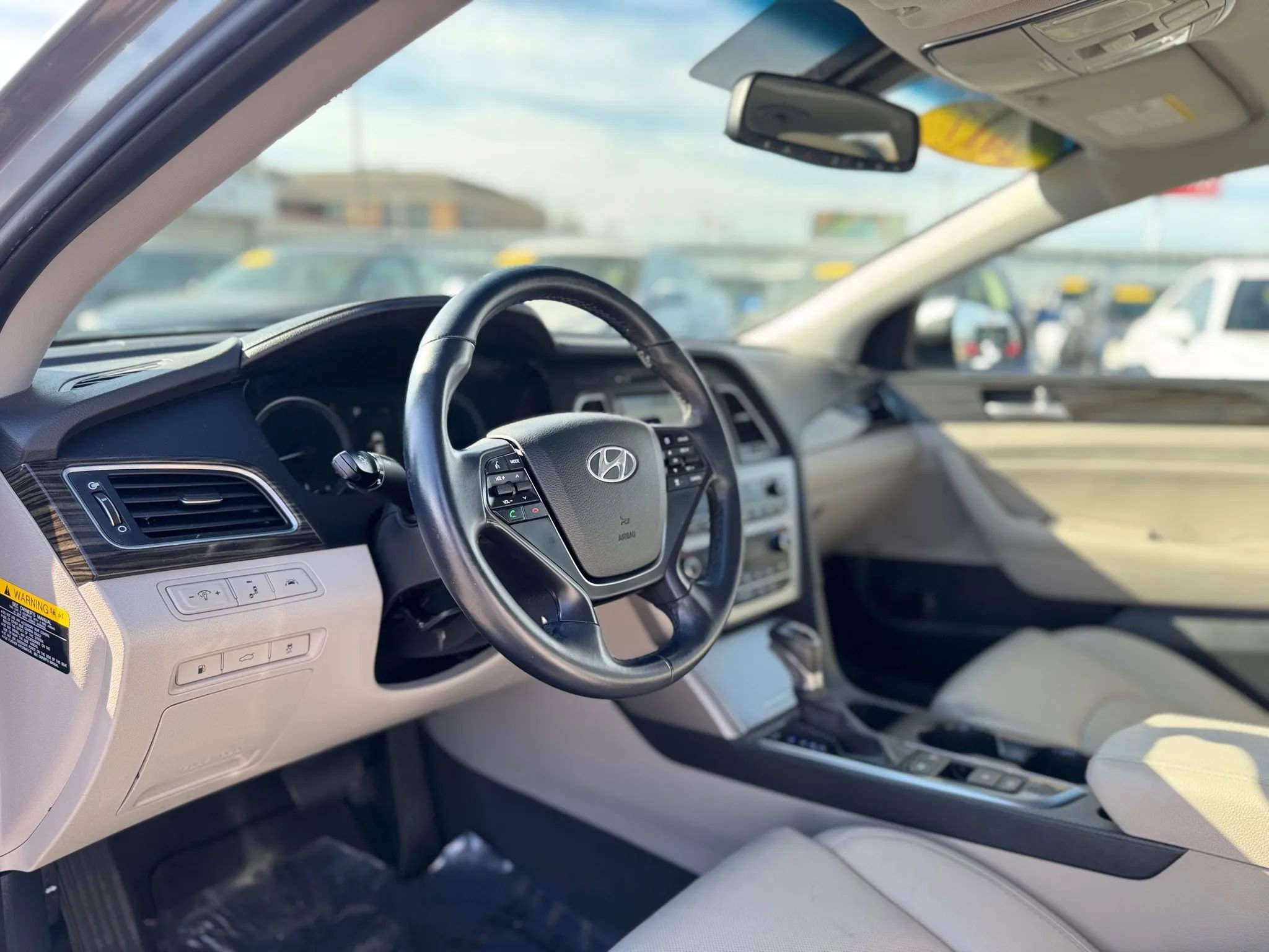 Used 2017 Hyundai Sonata Limited w/ Ultimate Package 04 image 12