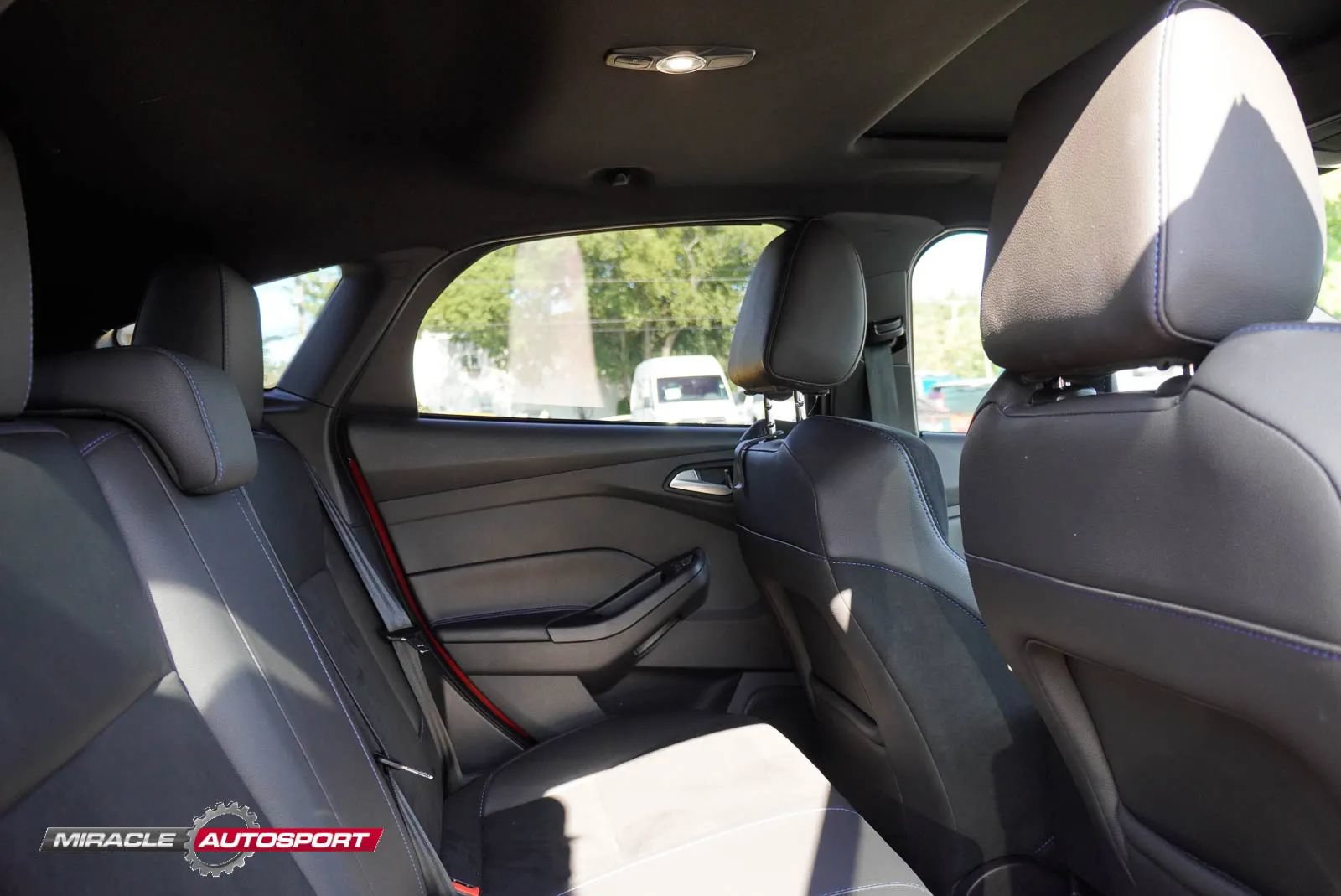 Used 2018 Ford Focus RS AWD/4WD image 40
