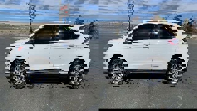 Used 2016 Ford Edge SEL w/ Equipment Group 201A image 5