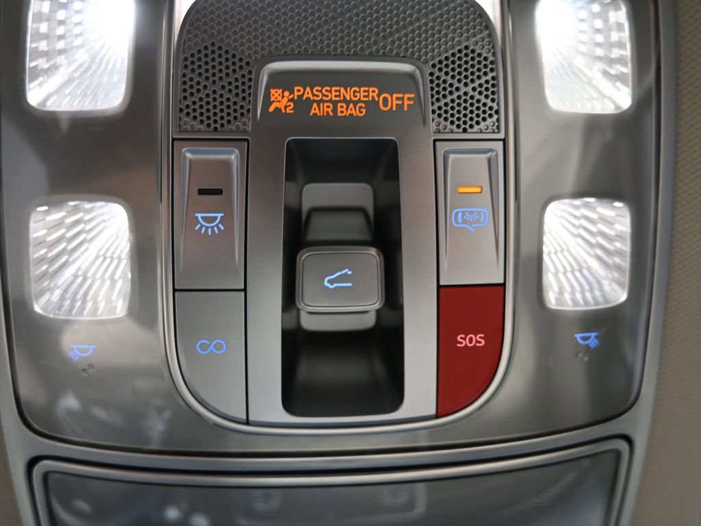 Used 2022 Genesis GV80 2.5T w/ Prestige Package 04 image 18