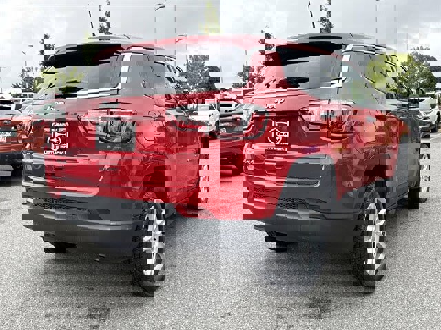 Used 2023 Jeep Compass Sport image 3