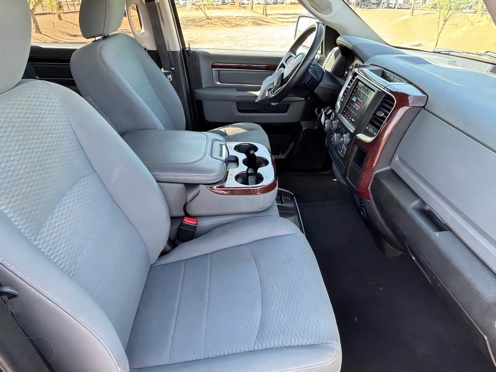 Used 2019 RAM 1500 Classic SLT w/ Luxury Group AWD/4WD image 29