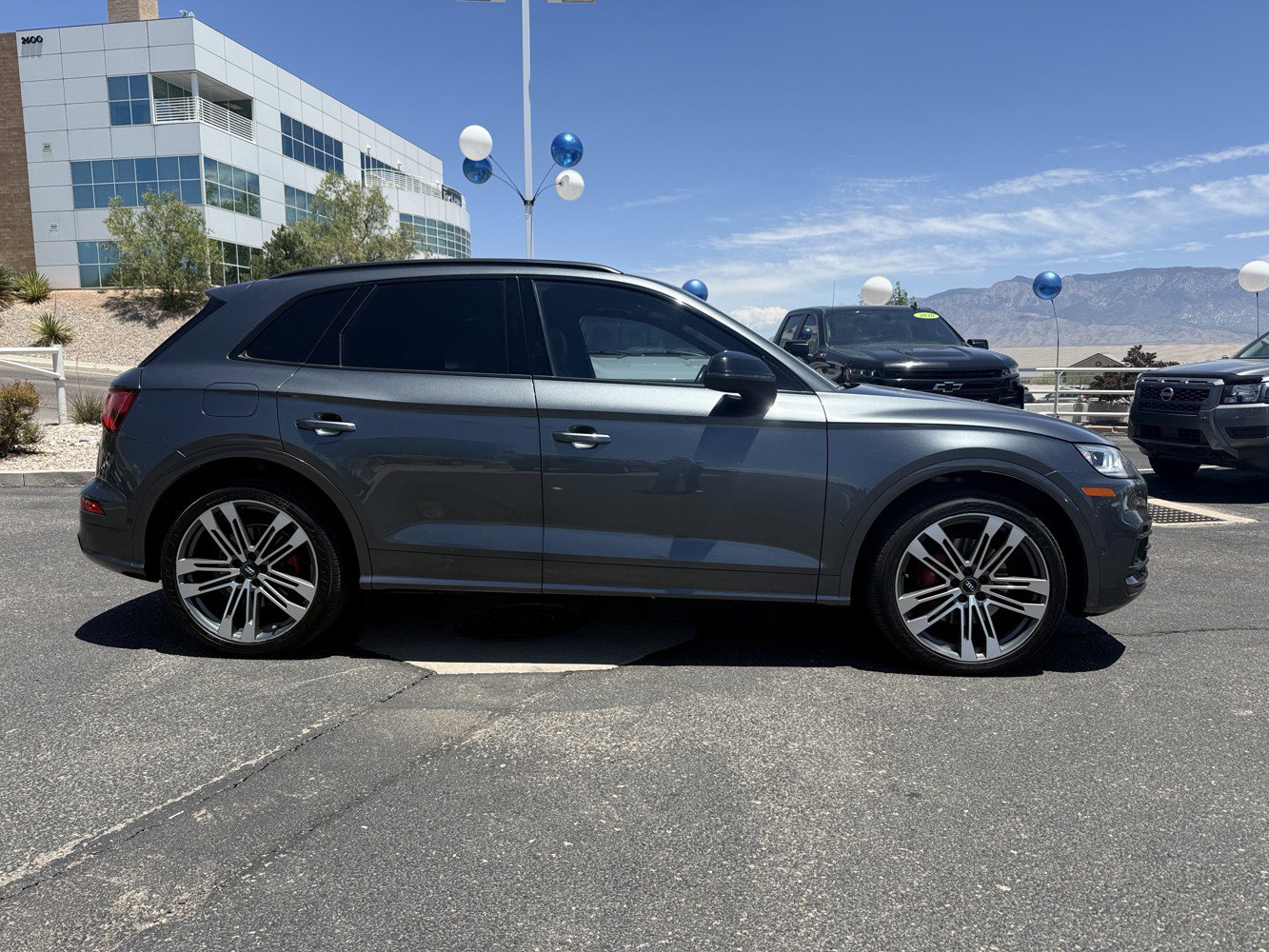 Used 2019 Audi SQ5 Prestige w/ Prestige Package AWD/4WD image 4