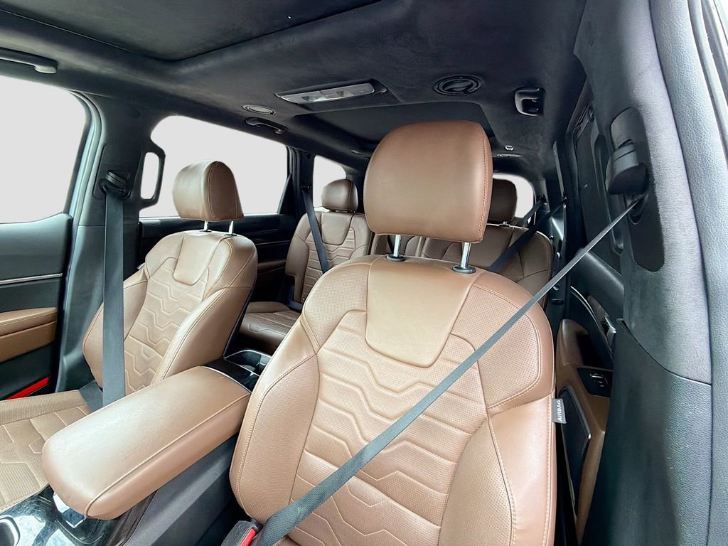 Used 2022 Kia Telluride SX w/ SX Prestige Package image 22