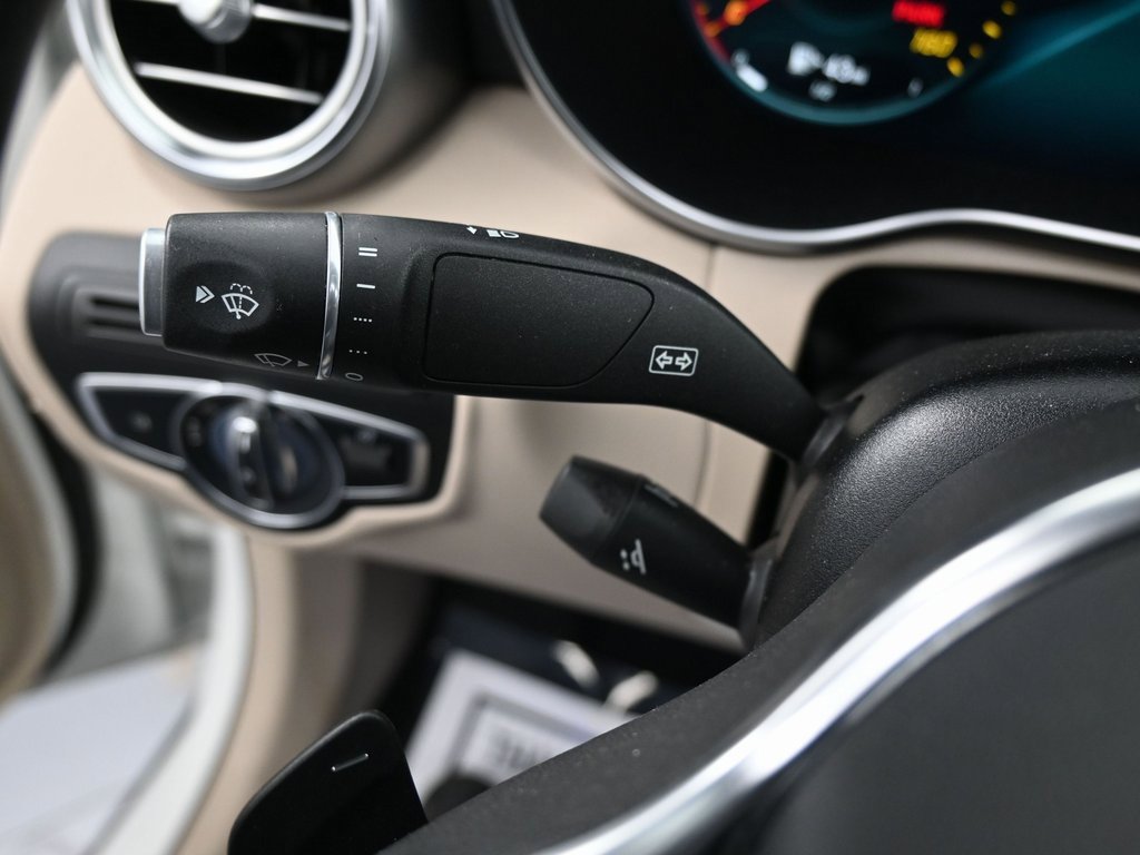 Used 2021 Mercedes-Benz GLC 300 4MATIC Coupe image 21