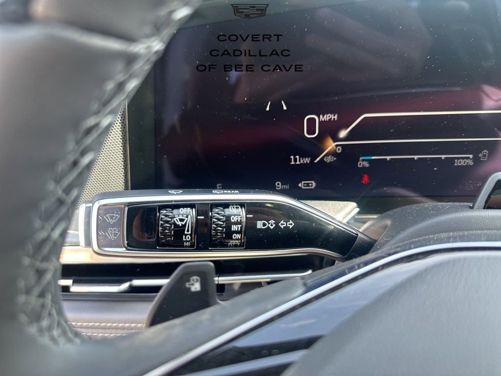 New 2026 Cadillac Escalade IQL Luxury image 32