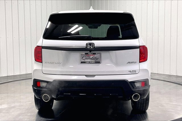 Used 2023 Honda Passport EX-L image 4