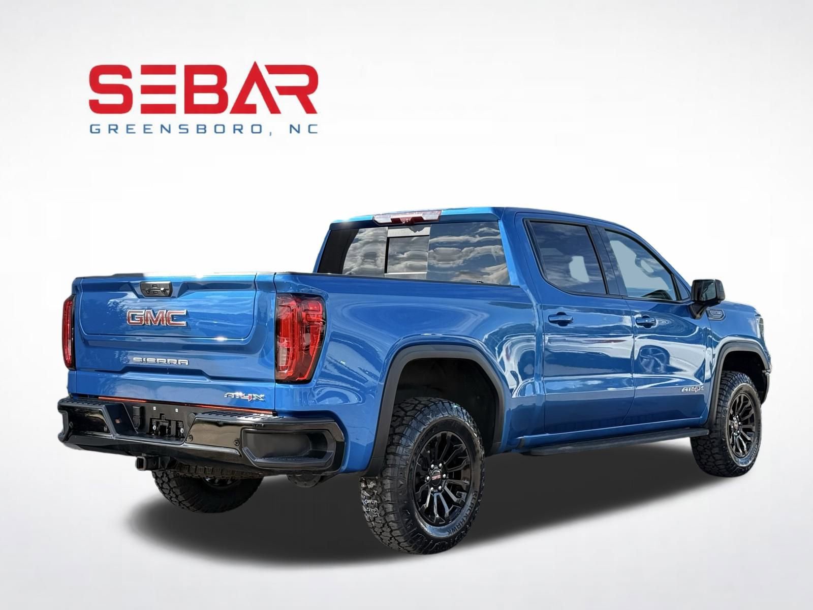 Used 2023 GMC Sierra 1500 AT4X image 5