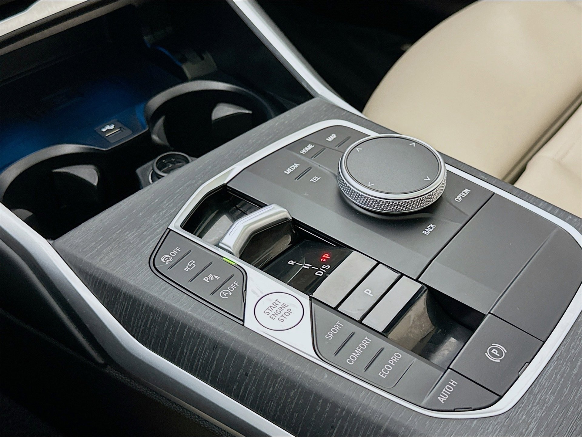 Used 2025 BMW M340i xDrive w/ Premium Package image 18