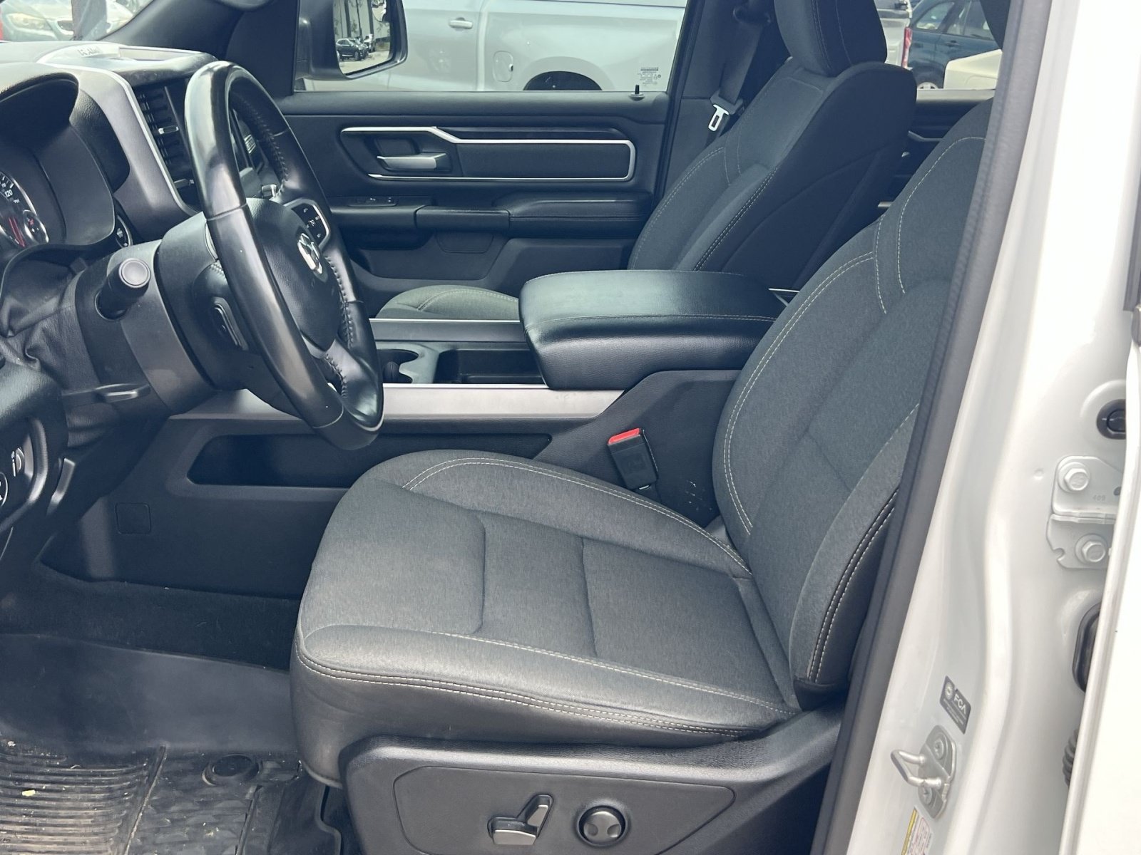 Used 2022 RAM 1500 Big Horn AWD/4WD image 13